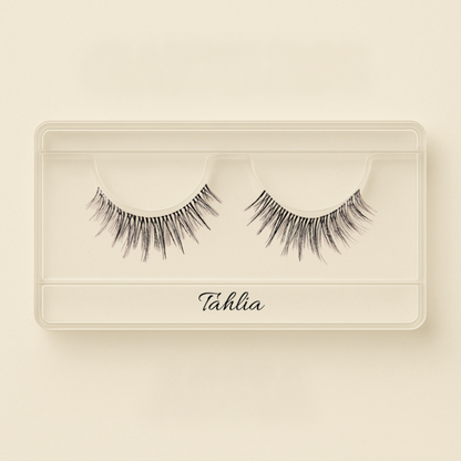 TAHLIA – Volume Wispy & Poupée Glam