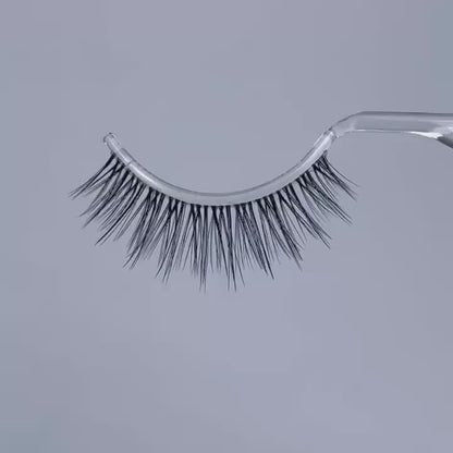 TAHLIA – Volume Wispy & Poupée Glam